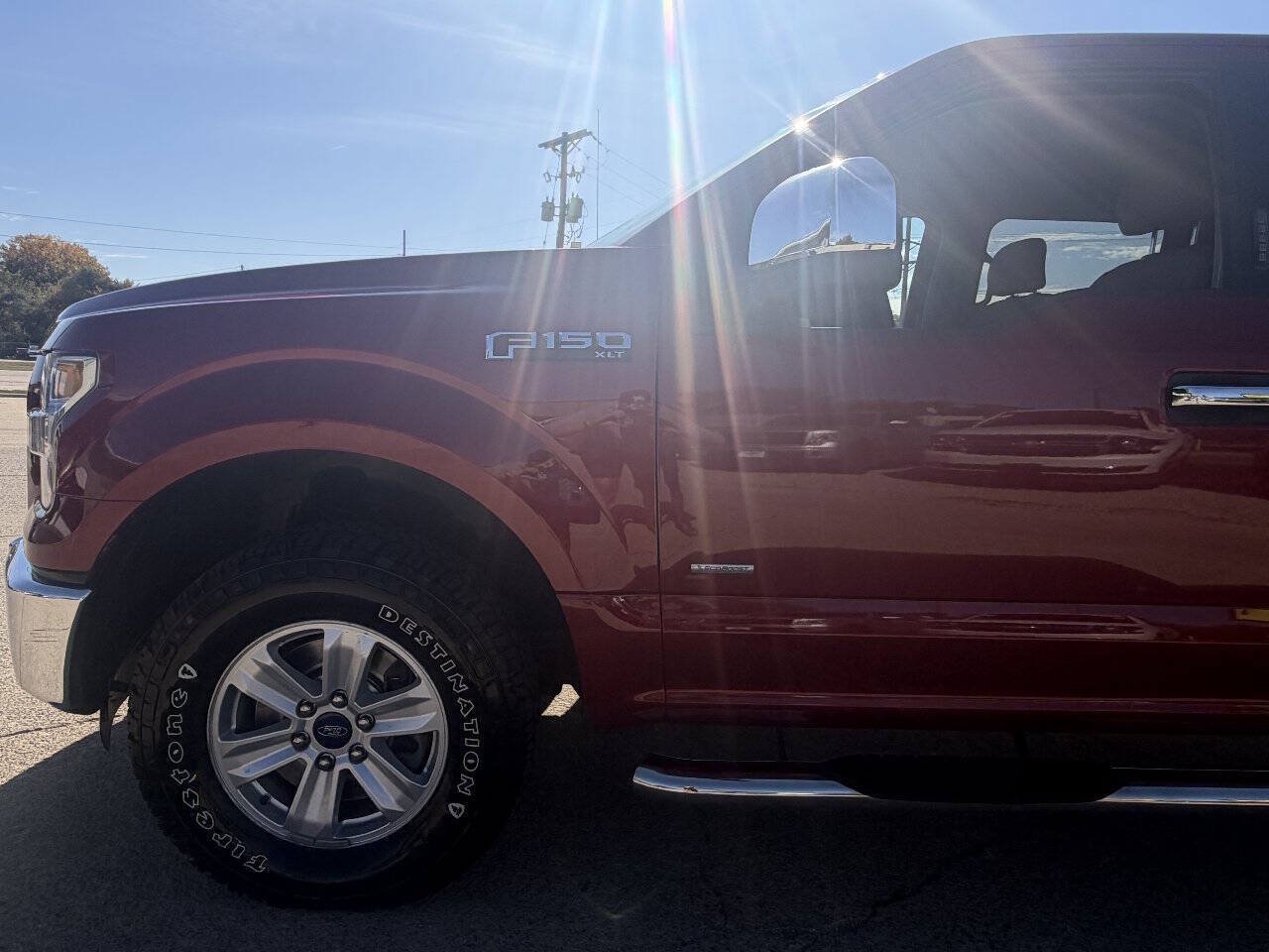 Used 2016 Ford F150 XLT AWD/4WD image 5