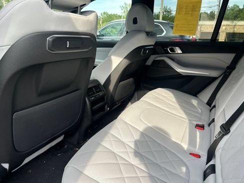 Used 2026 BMW X5 xDrive50e w/ M Sport Package AWD/4WD image 8