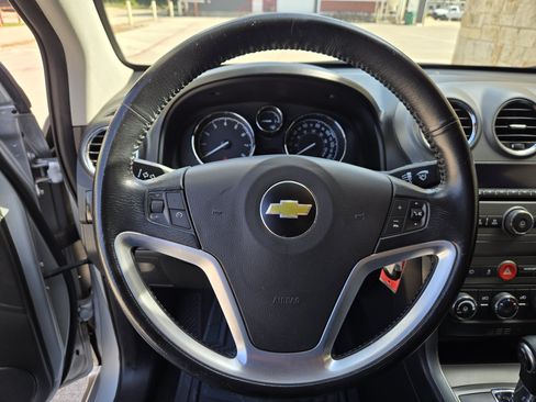 Used 2013 Chevrolet Captiva Sport LT FWD image 12