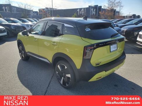 New 2026 Nissan Kicks SR image 4