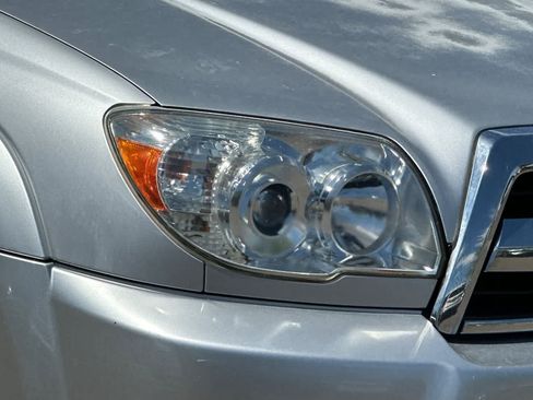 Used 2006 Toyota 4Runner SR5 RWD image 32