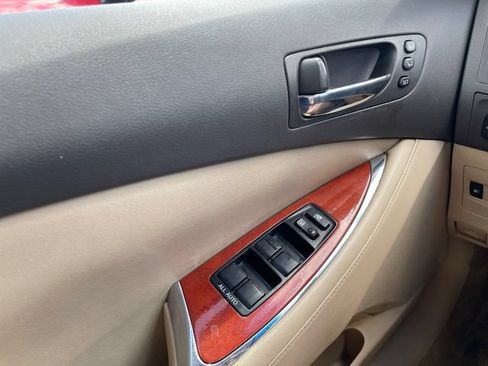 Used 2011 Lexus ES 350 FWD image 16