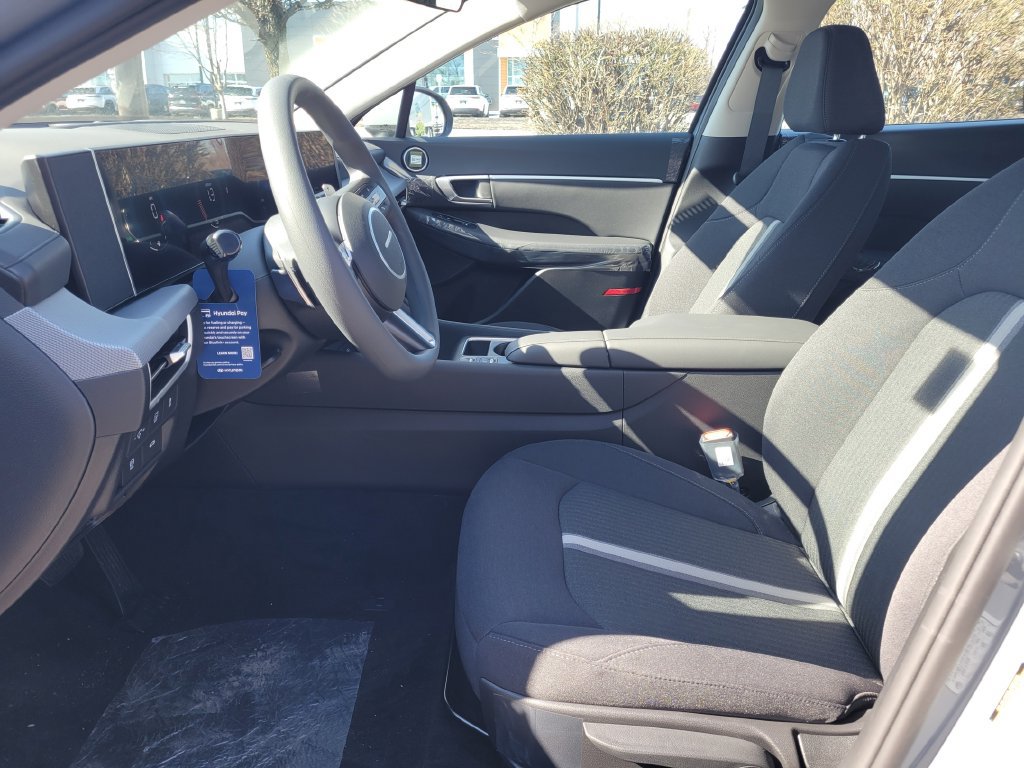 New 2026 Hyundai Sonata Blue FWD image 14