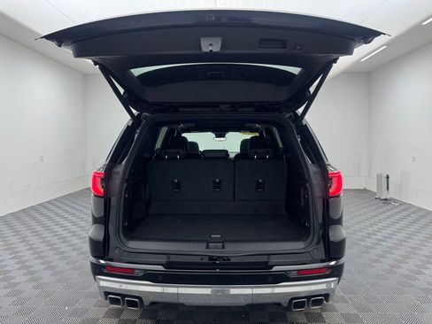 Used 2024 GMC Acadia Denali w/ Super Cruise Package FWD image 12