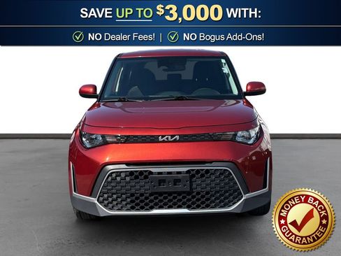 Used 2023 Kia Soul LX w/ LX Technology Package FWD image 11