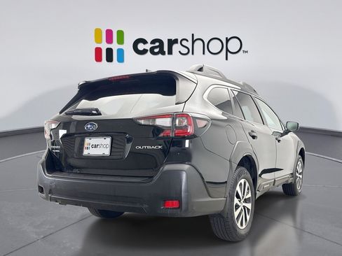 Used 2023 Subaru Outback Premium AWD/4WD image 5