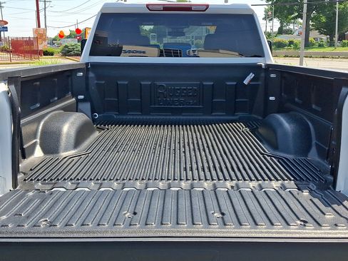 Used 2025 Chevrolet Silverado 2500 LT w/ Convenience Package AWD/4WD image 32