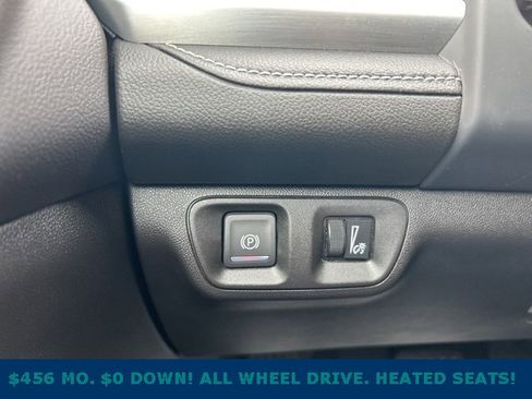 Used 2023 GMC Acadia SLE w/ Driver Convenience Package image 18