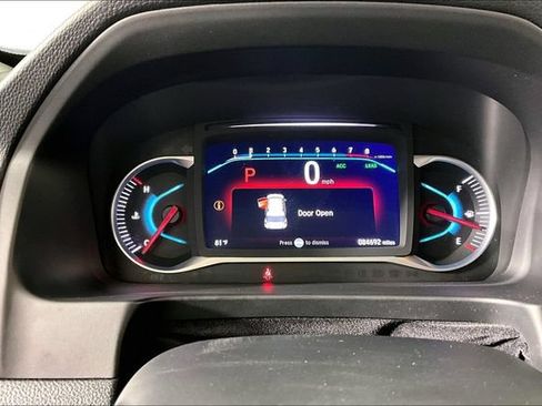 Used 2020 Honda Pilot Touring image 12