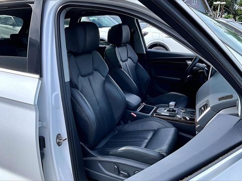 Used 2018 Audi Q5 2.0T Premium Plus w/ Premium Plus Package image 7