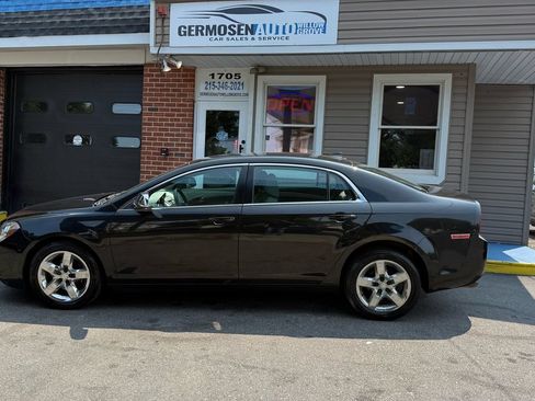 Used 2012 Chevrolet Malibu LS FWD image 2