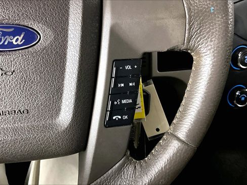 Used 2013 Ford F150 XLT w/ XLT Chrome Pkg image 25