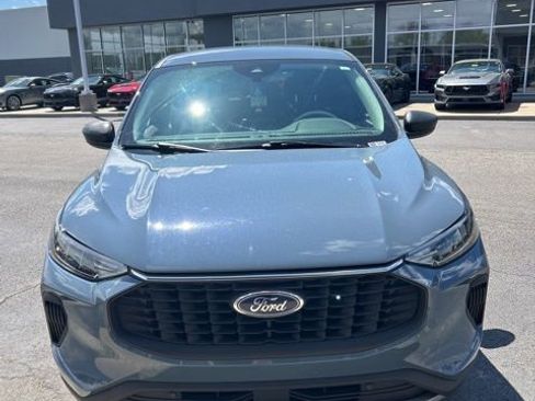 Used 2023 Ford Escape Active w/ Cold Weather Package image 3