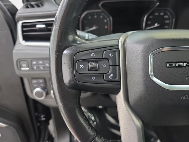 Used 2021 GMC Yukon Denali w/ Denali Premium Package AWD/4WD image 17