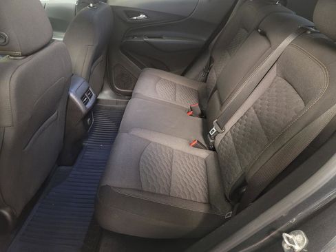 Used 2018 Chevrolet Equinox LT image 9