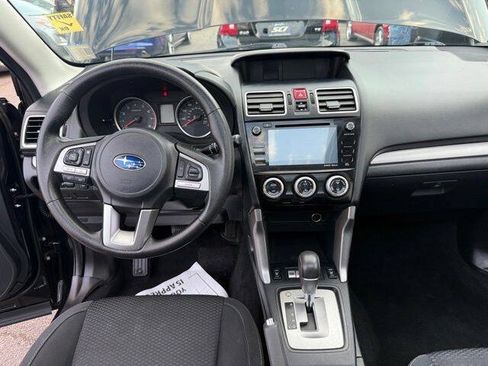 Used 2017 Subaru Forester 2.5i Premium w/ All-Weather Package AWD/4WD image 21