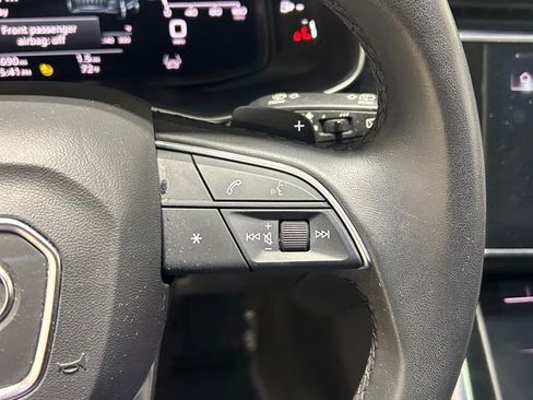 Used 2023 Audi Q7 3.0T Premium Plus AWD/4WD image 16