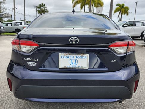 Used 2020 Toyota Corolla LE image 3