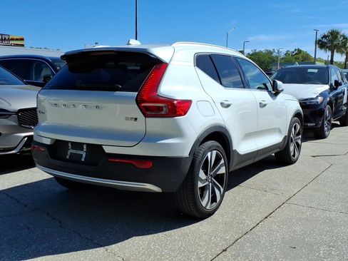 Used 2023 Volvo XC40 B5 Plus w/ Driver Assist Package image 3
