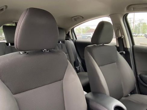 Used 2020 Honda HR-V LX image 19