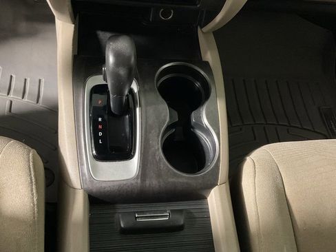 Used 2016 Honda Pilot LX image 28