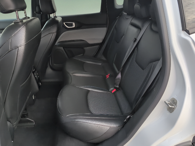 Used 2024 Jeep Compass Latitude AWD/4WD image 11