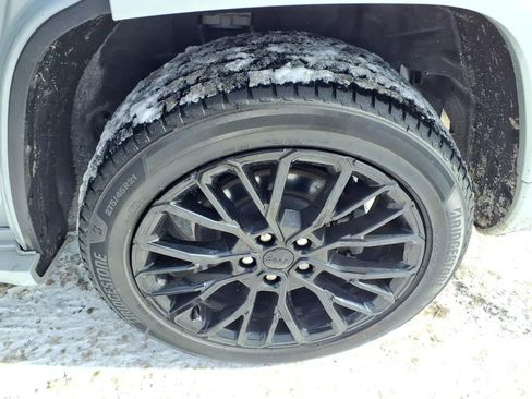 Used 2022 Jeep Grand Cherokee L Summit AWD/4WD image 15