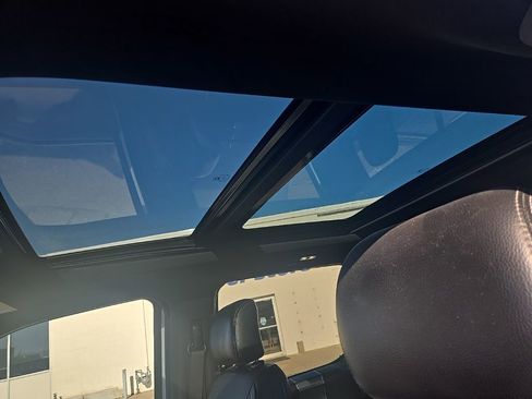 Used 2015 Ford F150 Lariat image 24