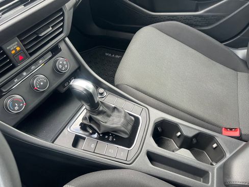 Used 2021 Volkswagen Jetta S w/ Driver Assistance Package image 17