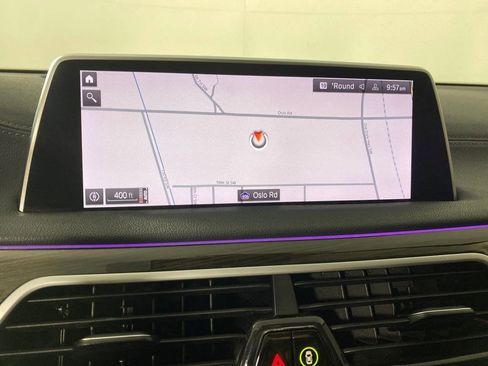 Used 2020 BMW 740i image 20