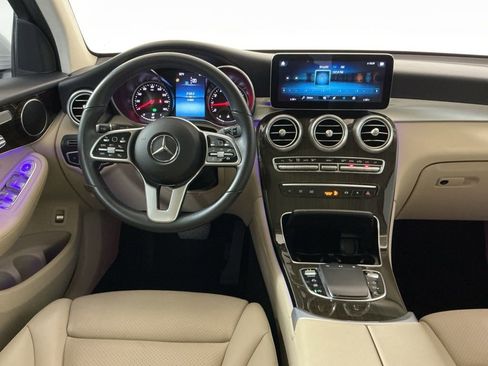 Used 2022 Mercedes-Benz GLC 300 image 10