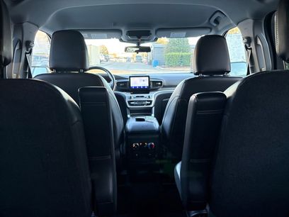 Used 2022 Ford Explorer XLT w/ Equipment Group 202A