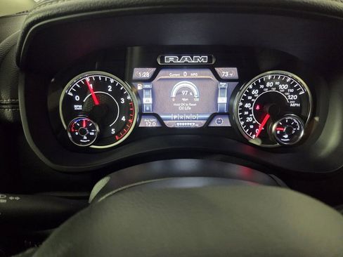 Used 2024 RAM 2500 Laramie AWD/4WD image 16