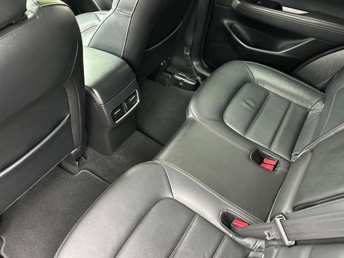 Used 2023 MAZDA CX-5 AWD 2.5 S w/ Premium Package image 12