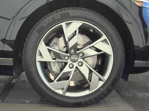 Used 2025 Genesis Electrified GV70 AWD/4WD image 8