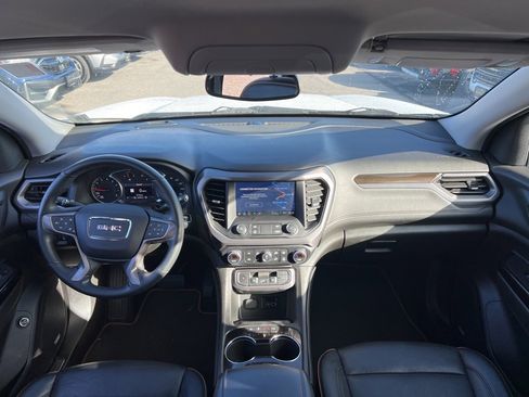 Used 2023 GMC Acadia AT4 w/ Preferred Package image 19