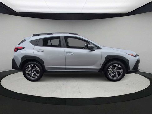 Used 2026 Subaru Crosstrek 2.0i Premium AWD/4WD image 9