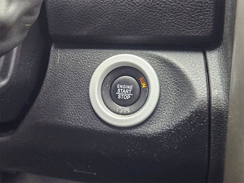 Used 2018 RAM 2500 Laramie image 17