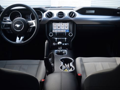 Used 2019 Ford Mustang GT w/ Equipment Group 301A image 8