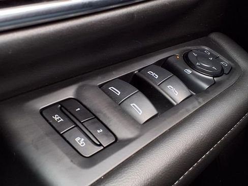 Used 2024 Chevrolet Tahoe LT image 27