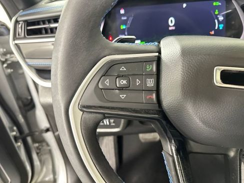 Used 2022 Jeep Grand Cherokee Trailhawk image 15