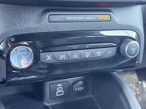 Used 2024 Ford Escape ST-Line Elite w/ Premium Technology Package image 19