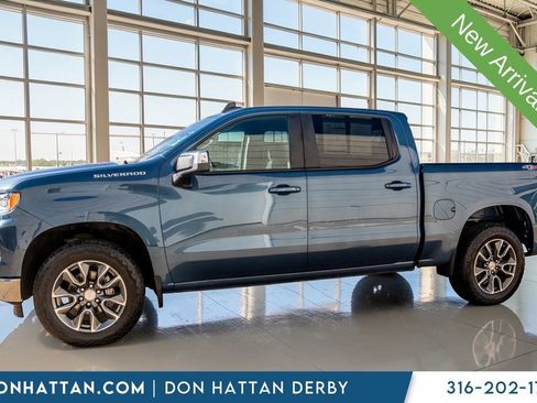 Used 2024 Chevrolet Silverado 1500 LT image 2