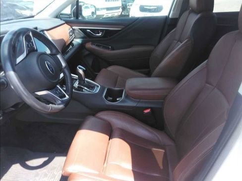 Used 2022 Subaru Outback Touring XT AWD/4WD image 9