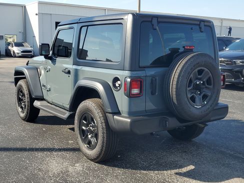 Used 2026 Jeep Wrangler Sport AWD/4WD image 7