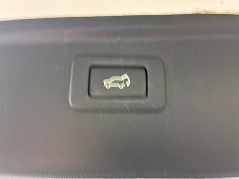 Used 2016 Subaru Outback 2.5i Limited image 28