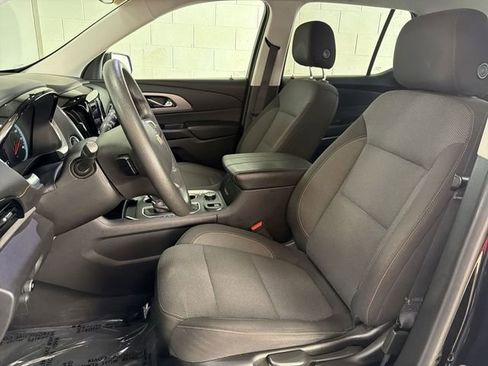 Used 2020 Chevrolet Traverse LS AWD/4WD image 11