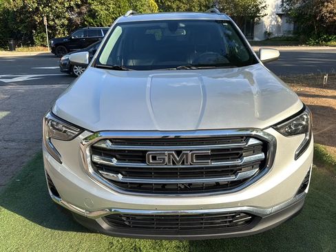 Used 2019 GMC Terrain SLT w/ Preferred Package AWD/4WD image 2