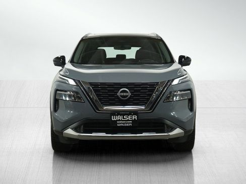 Used 2022 Nissan Rogue Platinum image 8