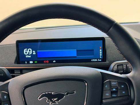 Used 2021 Ford Mustang Mach-E GT AWD/4WD image 17